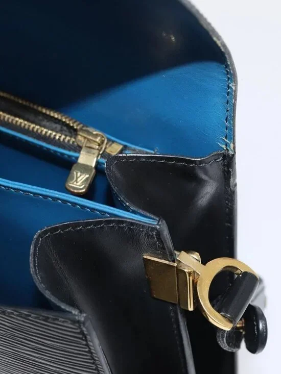 LOUIS VUITTON Epi Bicolor Free Run Shoulder Bag Black Blue M52415 LV Auth 79972 - Picture 16 of 16